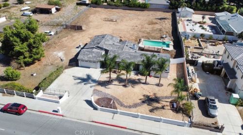 512 Barranca St, West Covina, CA 91791-2210