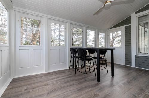 25 Hawthorne Vlg Rd, Nashua NH 03062-2274 exterior