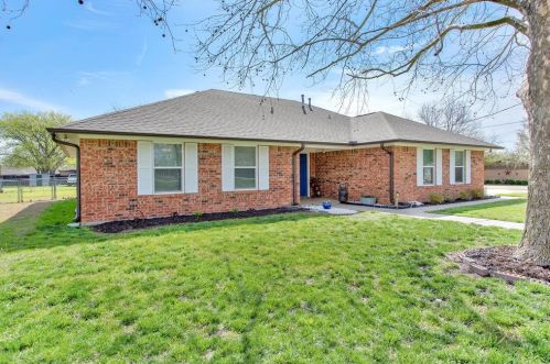 117 Porch St, Tioga, TX 76271-3519