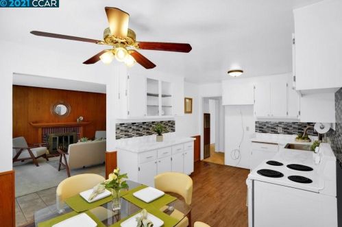 295 Calais Dr, Pinole CA 94564-1643 exterior