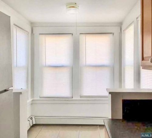 19 Gordon St, Ridgefield Park NJ  07660-1112 exterior