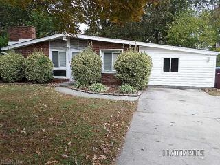 1205 Santeetlah Ave, Chesapeake, VA 23325-3122