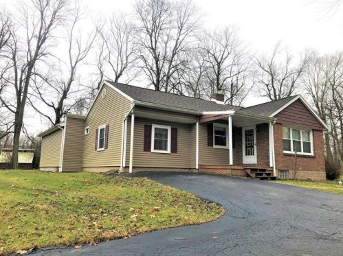1805 Mohawk School Rd, Edinburg, PA 16116-1305