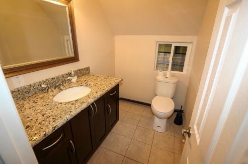 118 Sherwood Blvd, Big Bear City CA  92314-8933 exterior