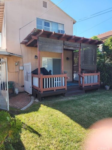 330 Ynez Ave, Monterey Park CA  91754-1639 exterior