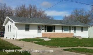 5006 Oaklyn Dr, Des Moines, IA 50310-4353