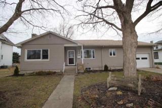 203 1st St, Fowler, IN 47944-1124