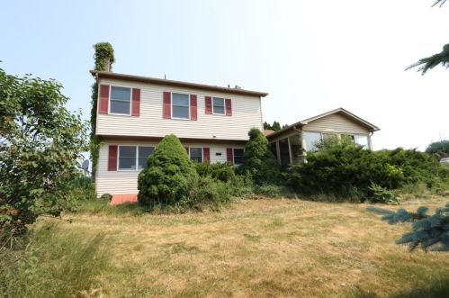 370 Pfeifer Rd, Prospect, PA 16052-2706
