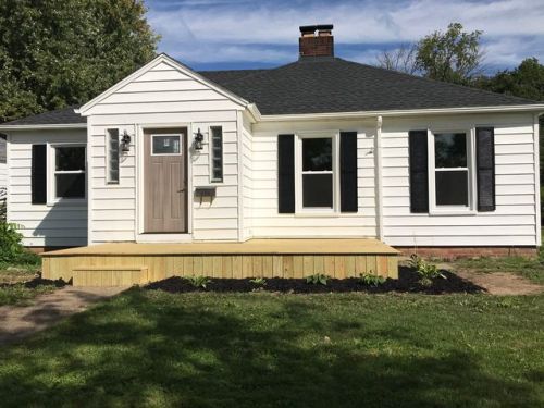 275 Vermont Ave, Sebring, OH 44672-1440