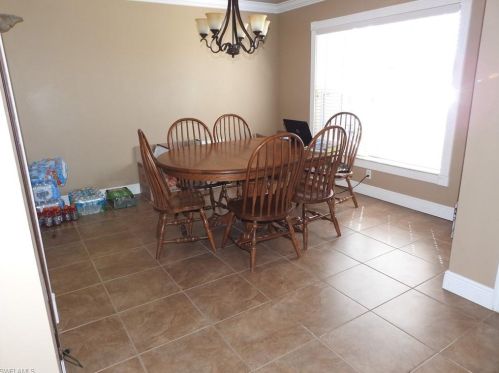 1613 29th St, Cape Coral, FL 33914-4062