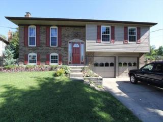212 Marie Ct, New Haven, OH 45030-1418