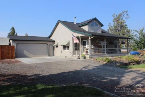 2395 Cascade Ave, Eagle Crest, OR 97756-9331
