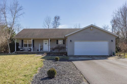 4909 County Line Rd, Springfield OH  45502-8828 exterior