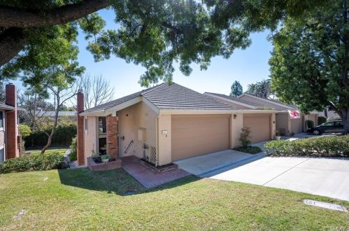 656 Glenwood Dr, Fullerton, CA 92832-1020