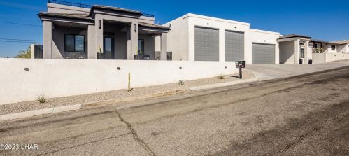 335 Buccaneer Ln, Lake Havasu City AZ  86406-6945 exterior