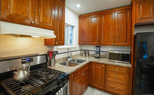 3663-65 Chamoune Ave, San Diego CA exterior