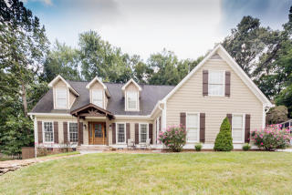 11409 Gates Mill Dr, Knoxville, TN 37934-1717