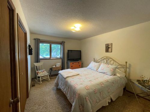 1450 15th St, Willmar MN  56201-2071 exterior