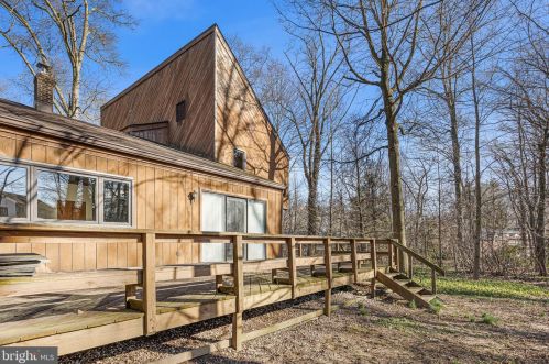 11 Woodbrook Cir, Wilmington DE  19810-4119 exterior