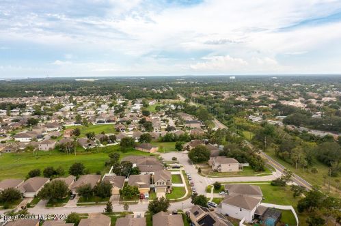 613 Hollow Glen Dr, Titusville FL  32780-3279 exterior