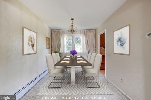 848 Woodlawn Dr, Lansdale PA  19446-4516 exterior