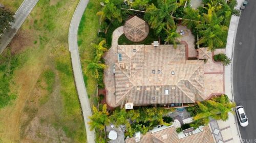 6471 Morningside Dr, Huntington Beach CA  92648-6106 exterior