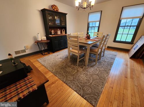 102 Springfield Way, Dover DE  19904-9114 exterior