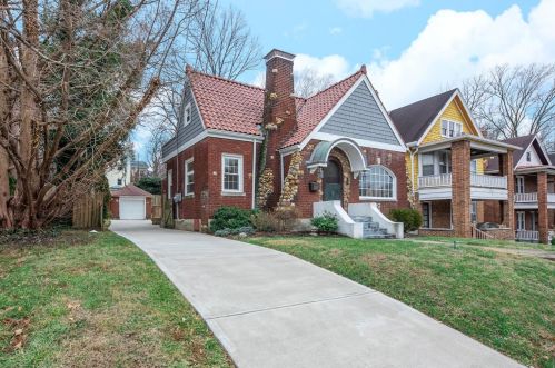 1252 Delta Ave, Cincinnati, OH 45208-3004