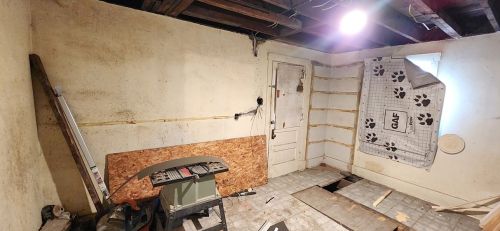 5725 Verona Rd, Verona PA  15147-3012 exterior