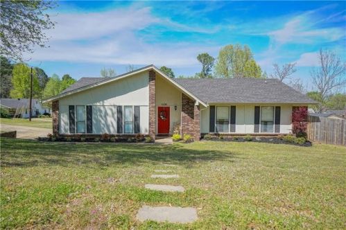 128 El Paso St, Greenwood, AR 72936-7002