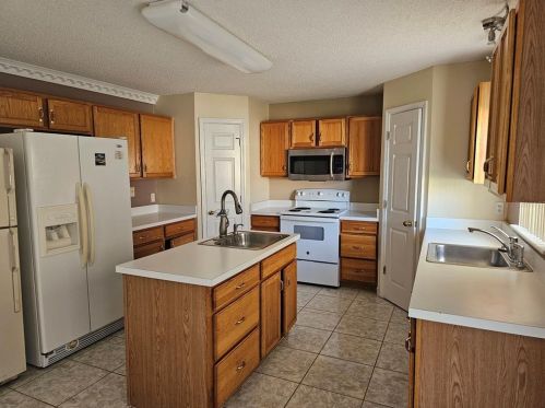 641 Koala Ct, Kissimmee, FL 34759-4220