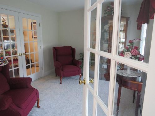 28 Millers Brk Dr, Cumberland RI  02864-6163 exterior