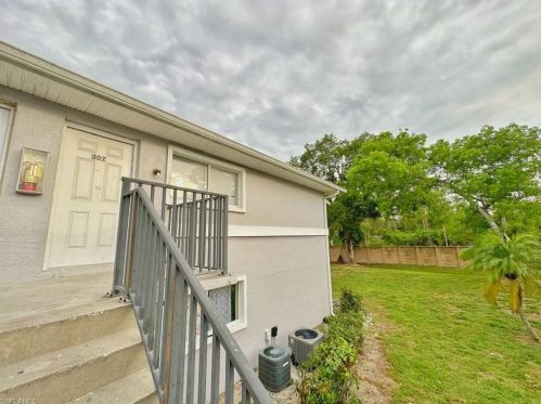 10107 Sandy Hollow Ln, Bonita Springs, FL 34135-6682