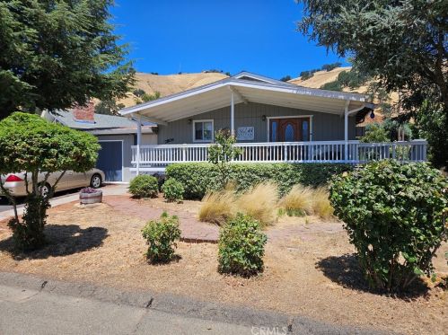 7804 Richard Dr, Lucerne, CA 95458-8513