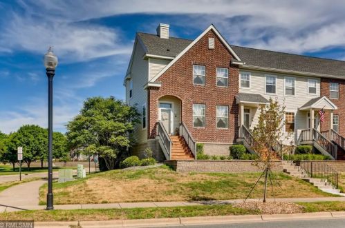 11305 Fergus St, Minneapolis, MN 55449-4606