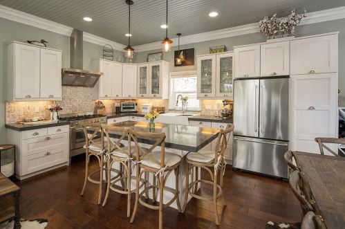12854 Glenshire Dr, Truckee, CA 96161-1731