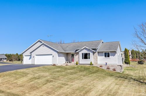 4403 Valley View Ct, Newton, WI 53063-9670