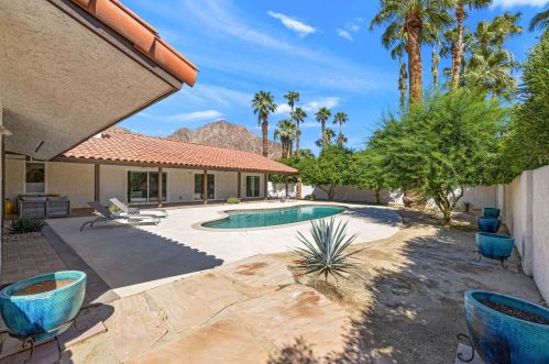 48890 Eisenhower Dr, La Quinta CA  92253-6223 exterior