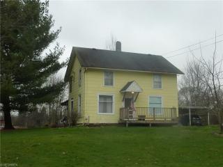1010 Brownville Rd, Roaming Shores, OH 44085-9418