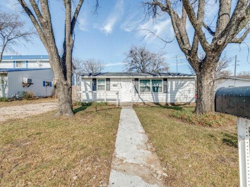 7908 Downe Dr, Fort Worth, TX 76108-3132