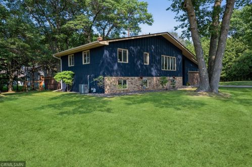 3355 Juniper St, Spectacle Lake MN  55008-4603 exterior