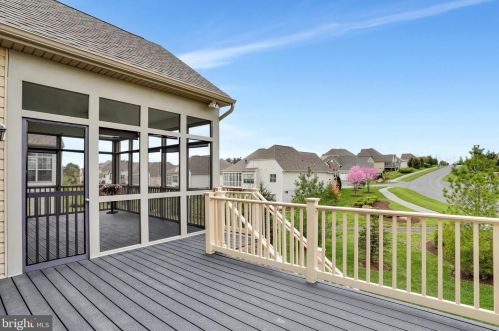 315 Lewis Washington Dr, Charles Town WV  25414-5666 exterior