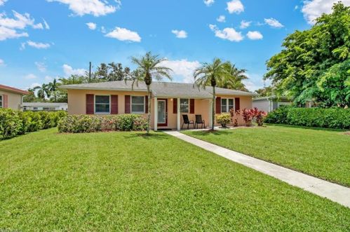 1105 8th Ave, Naples FL  34102-8118 exterior