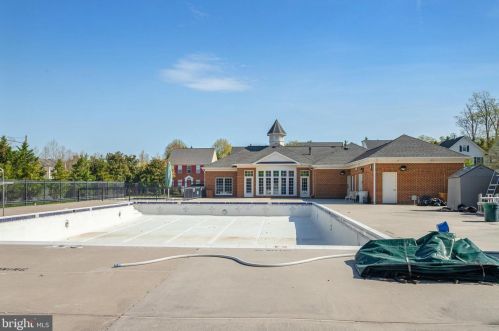 13101 Taverner Loop, Woodbridge VA  22192-5333 exterior