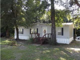 5371 Zero Ln, Milton, FL 32583-5360
