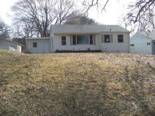 107 Grove St, Glenwood, IA 51534-1320