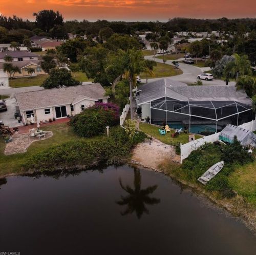 10230 Sandy Hollow Ln, Bonita Springs, FL 34135-6601