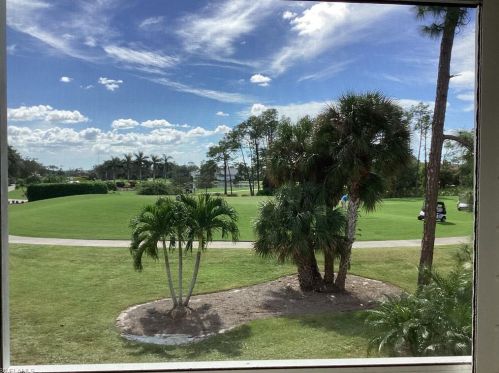 7360 Glenmoor Ln, Naples FL  34104-6784 exterior