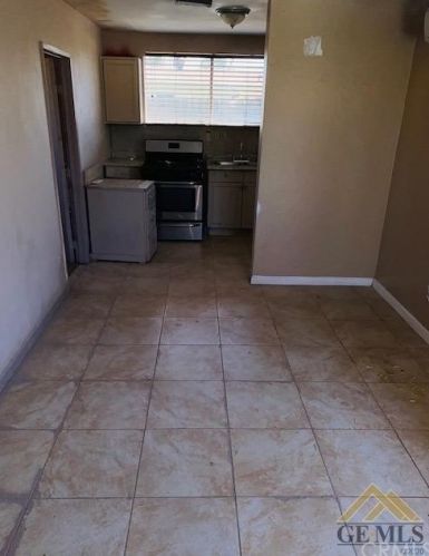 6510 Stanley St, Bakersfield CA 93308-2257 exterior