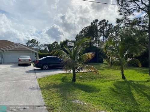 12920 Key Lime Blvd, West Palm Beach, FL 33412-1457